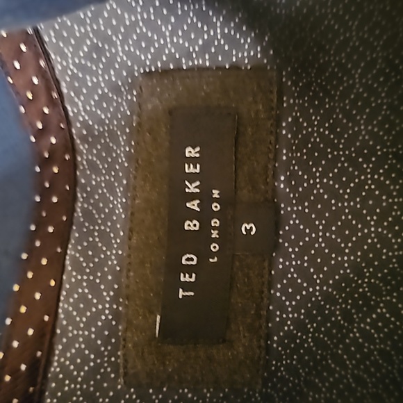 Used Excellent condition Ted Baker London Mens sweater Jacket size medium - Picture 2 of 8